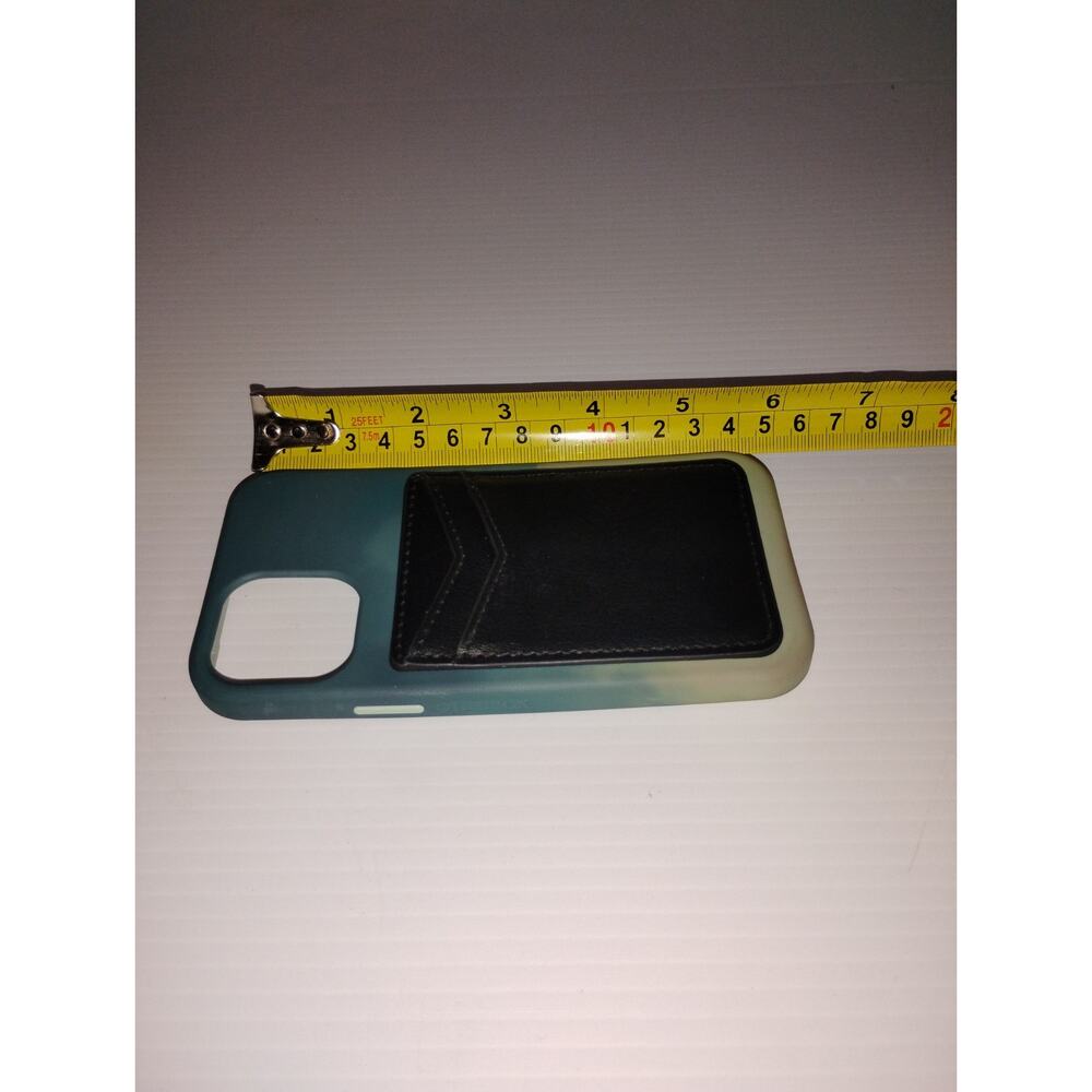 iPhone Case ( Unknown ) Great Condition with Wallet on Case